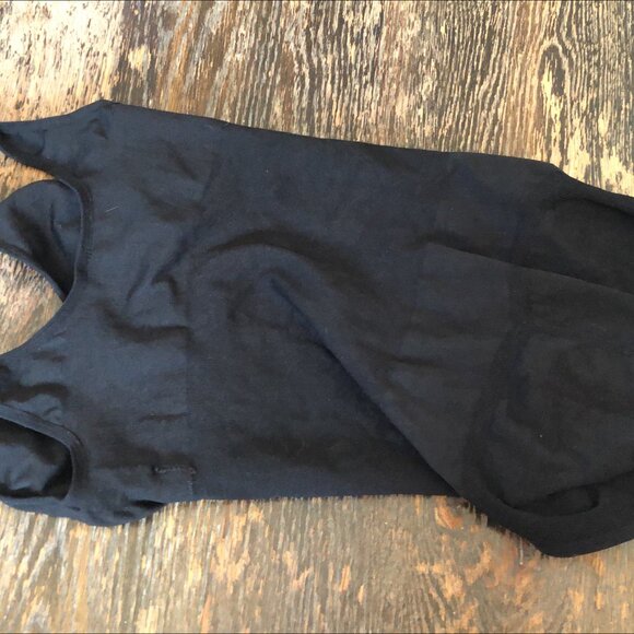 Tummy Control body suit size L - Picture 2 of 3